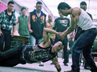 Особая личность (2013)